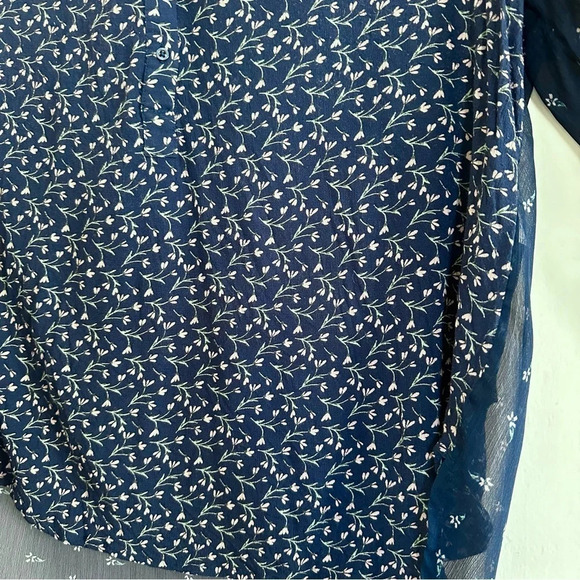 Lucky Brand Top Womens Size M Dark Blue Floral Boho Peasant Button Flowy Blouse - Picture 6 of 13